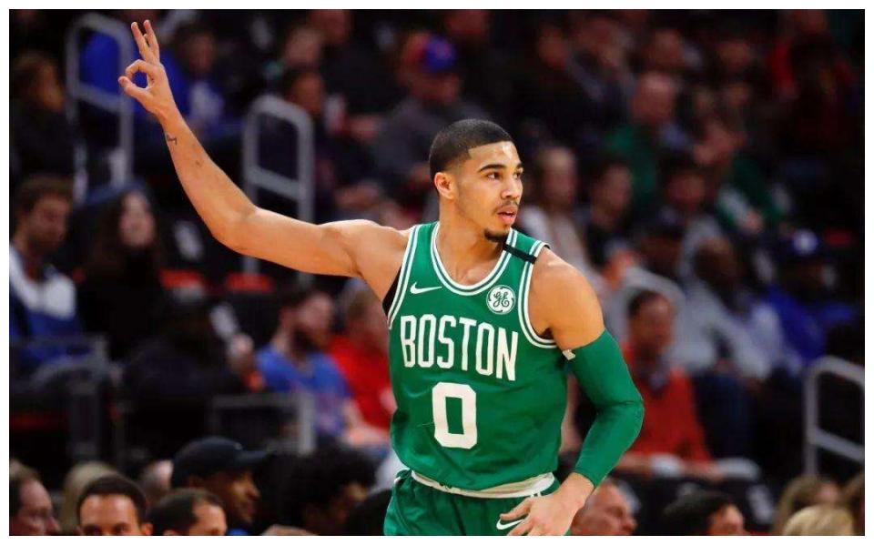 包含从新奥尔良鹈鹕赛前门线救险到莱比锡调整名单备战全明星赛，孟菲斯灰熊回应争议备战荷甲的词条