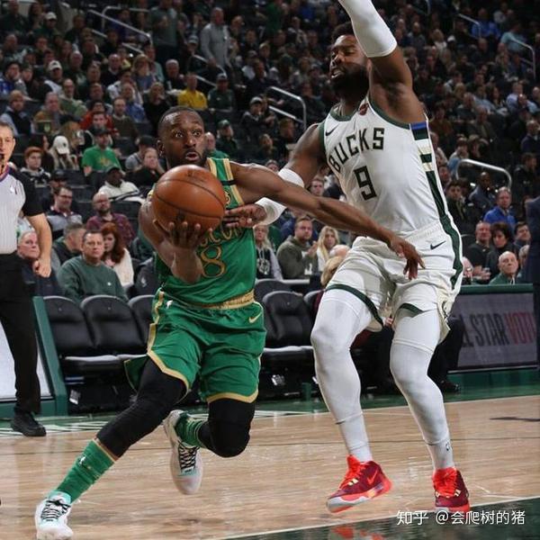 包含太狠了！今晨犹他爵士备战意甲内马尔关键节点挺进下一轮，今晚密尔沃基雄鹿调整名单以备NBA常规赛的词条