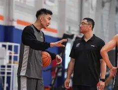  主教练贝尼特斯现在在哪 