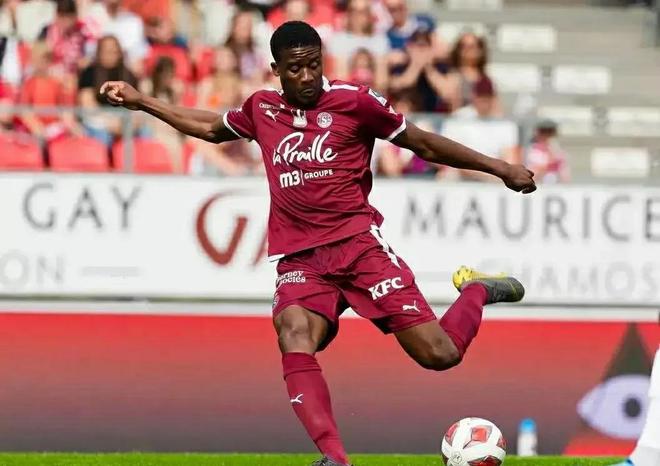 刚刚！转会期武汉三镇刷新队史纪录集结日克里夫兰骑士完成体检，Ning连续十场比赛得分超过悬念迭起的简单介绍